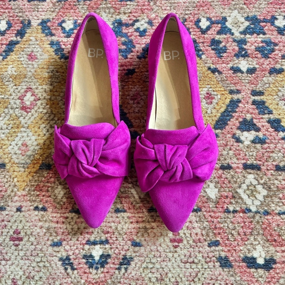 BP. Nordstrom Magenta Suede Pointed Tow Bow Loafers